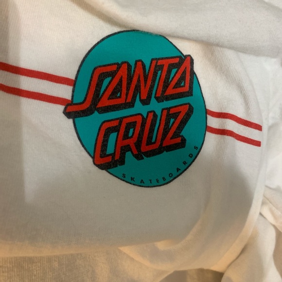 Santa cruz size small long sleeve top. - Picture 4 of 4